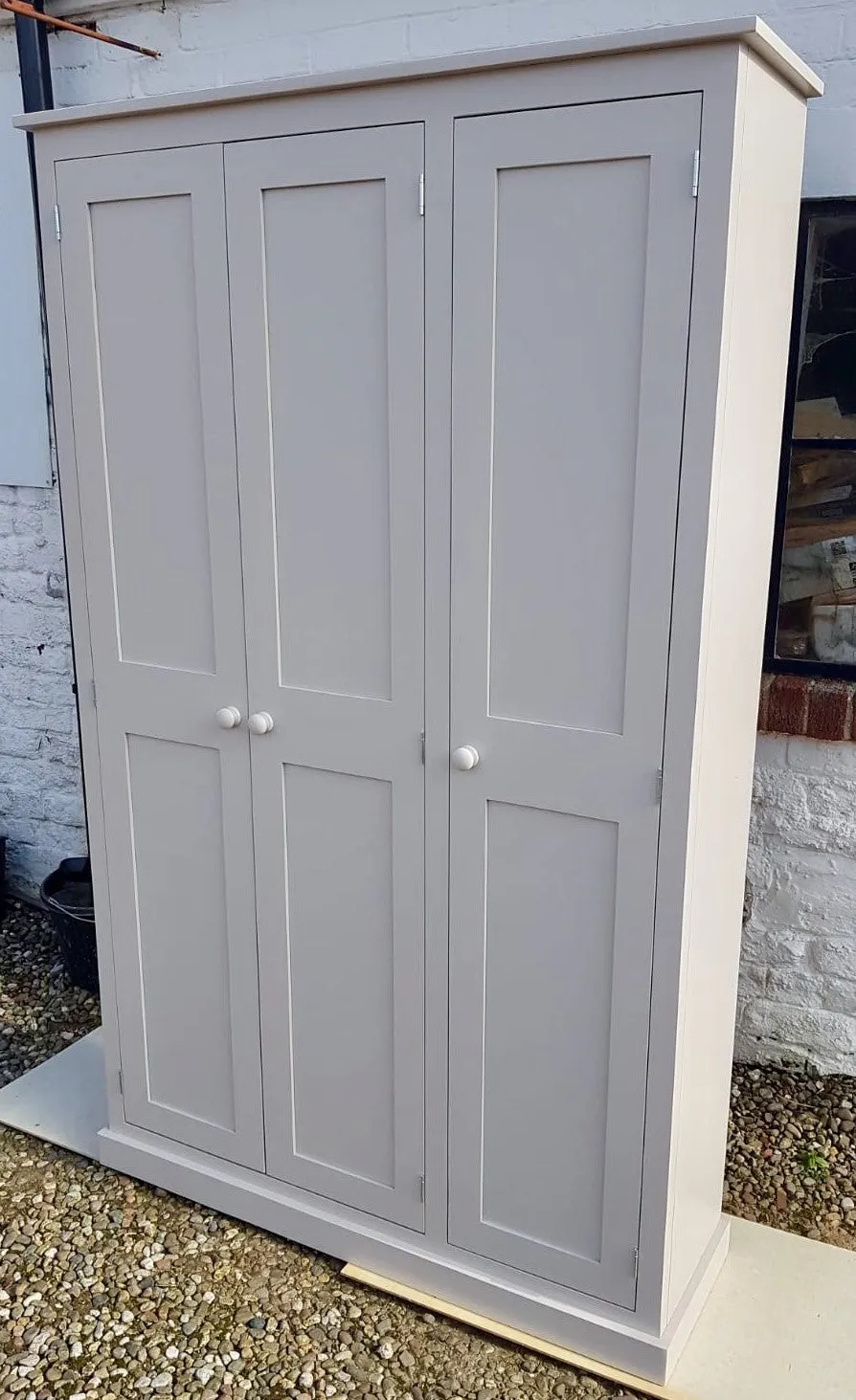 **3 Door Hall, Utility Room, Cloak Room Coat & Shoe Storage Cupboard (35 cm deep) OPTION 2