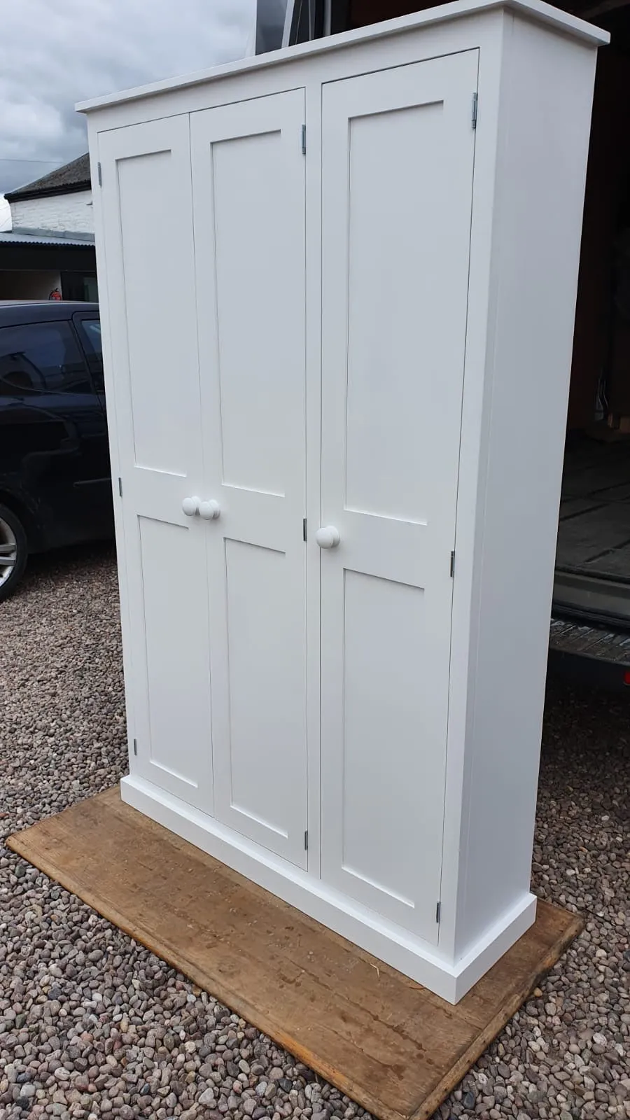 **3 Door Hall, Utility Room, Cloak Room Coat & Shoe Storage Cupboard (35 cm deep) OPTION 2