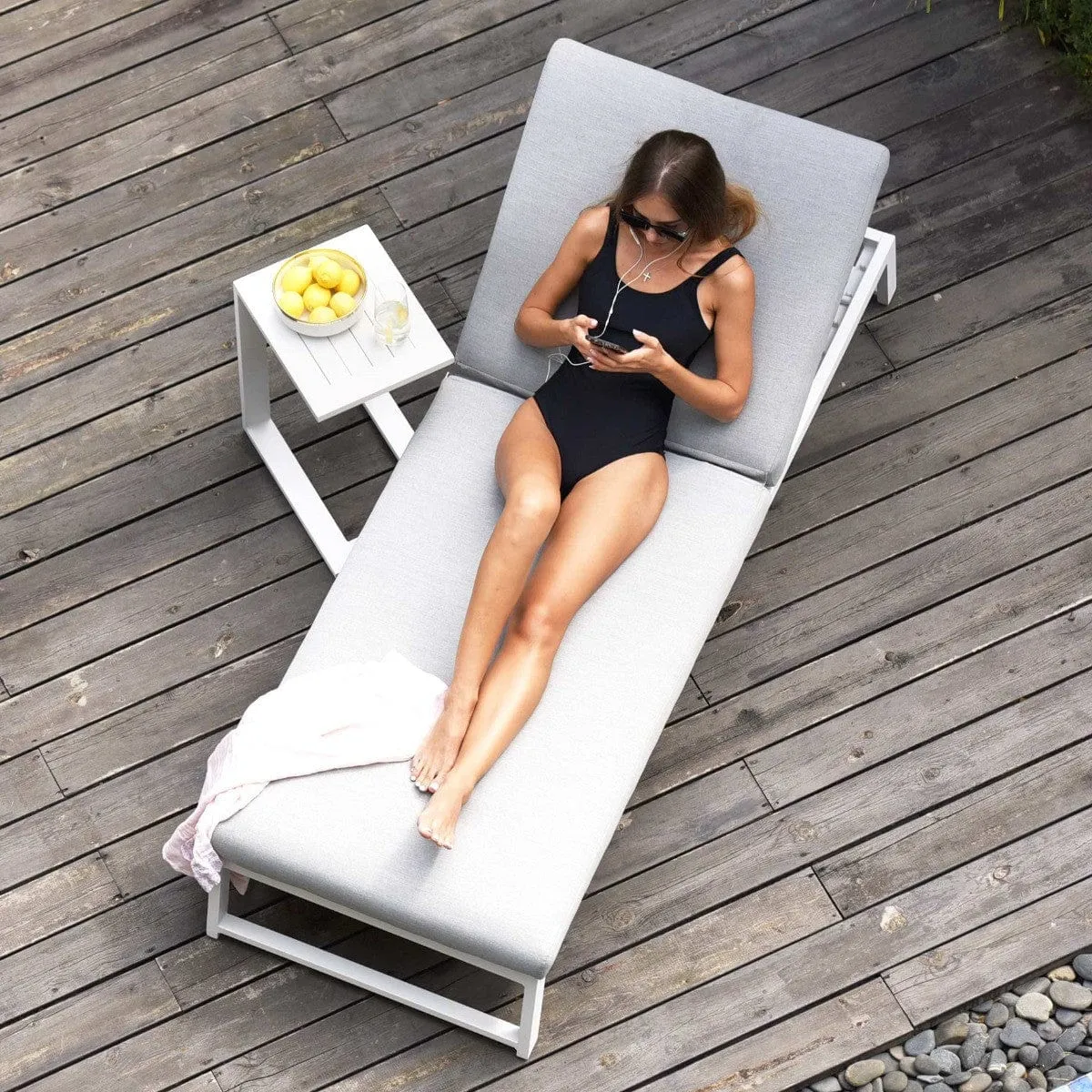 Allure Sunlounger / Lead Chine