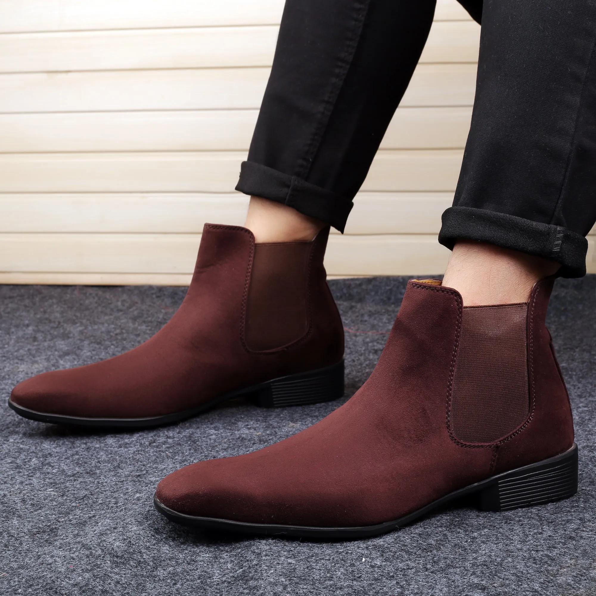 Bxxy's Trendiest Chelsea Boots for Men