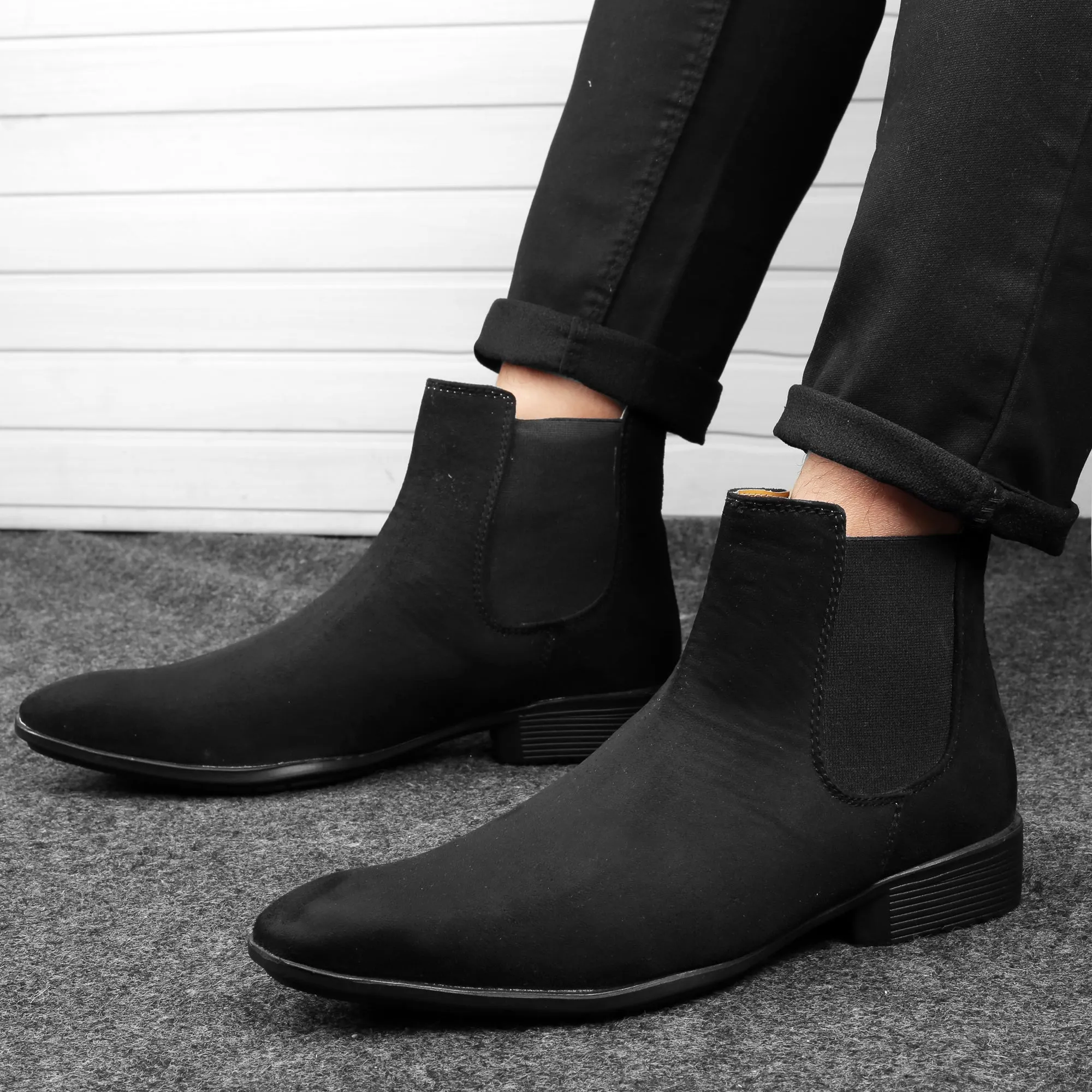 Bxxy's Trendiest Chelsea Boots for Men