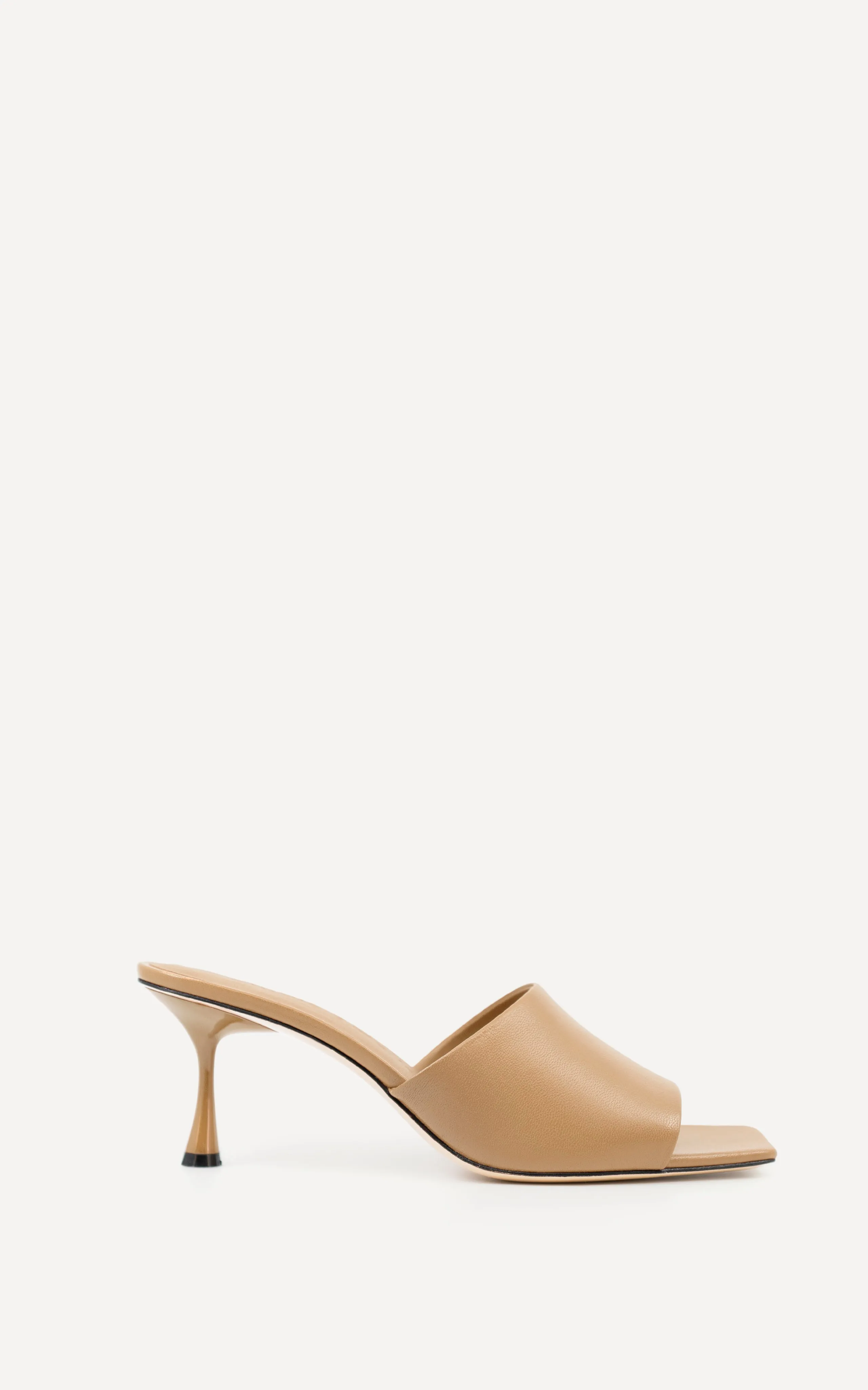 Classic 70 Mule | Beige