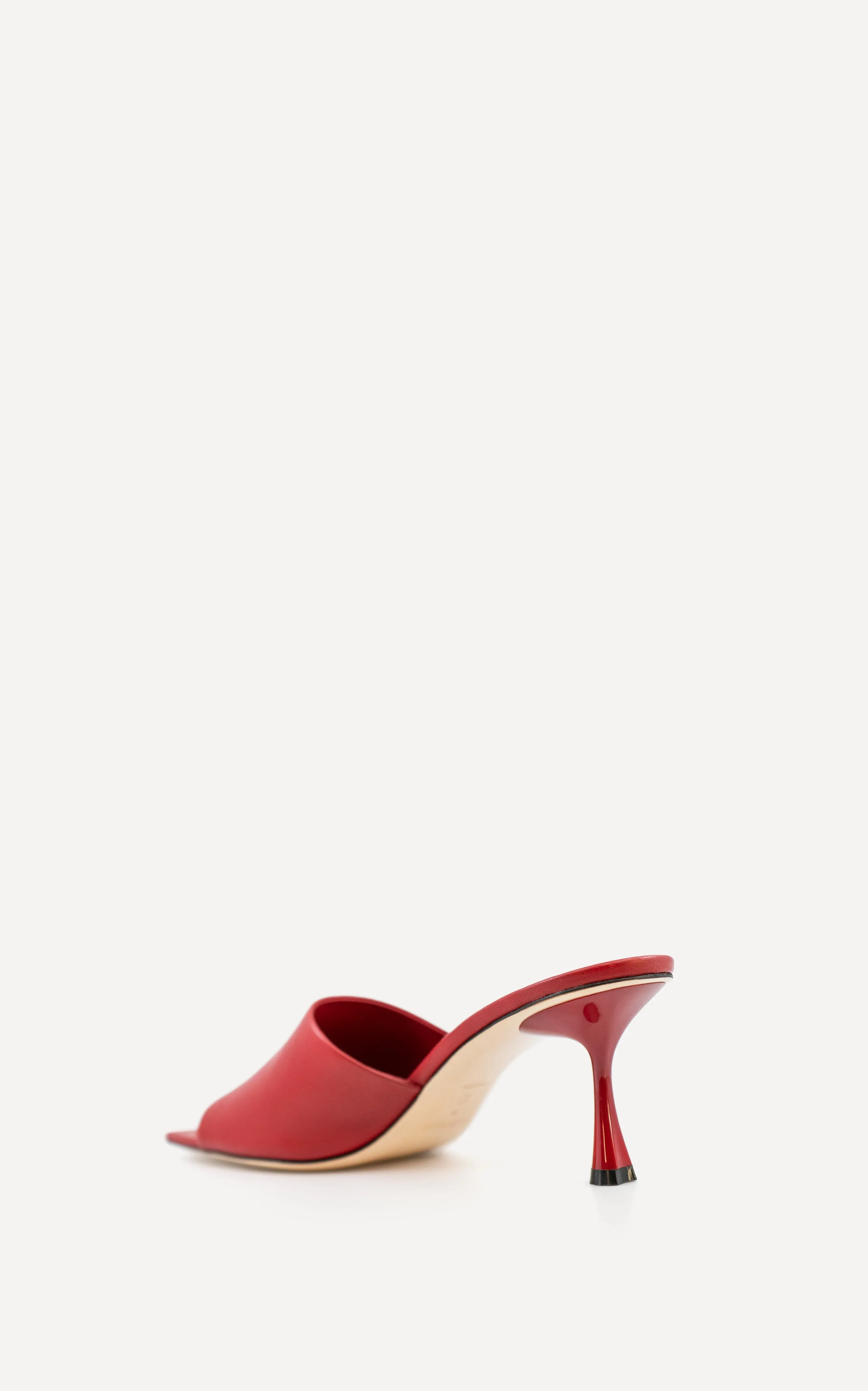 Classic 70 Mule | Red