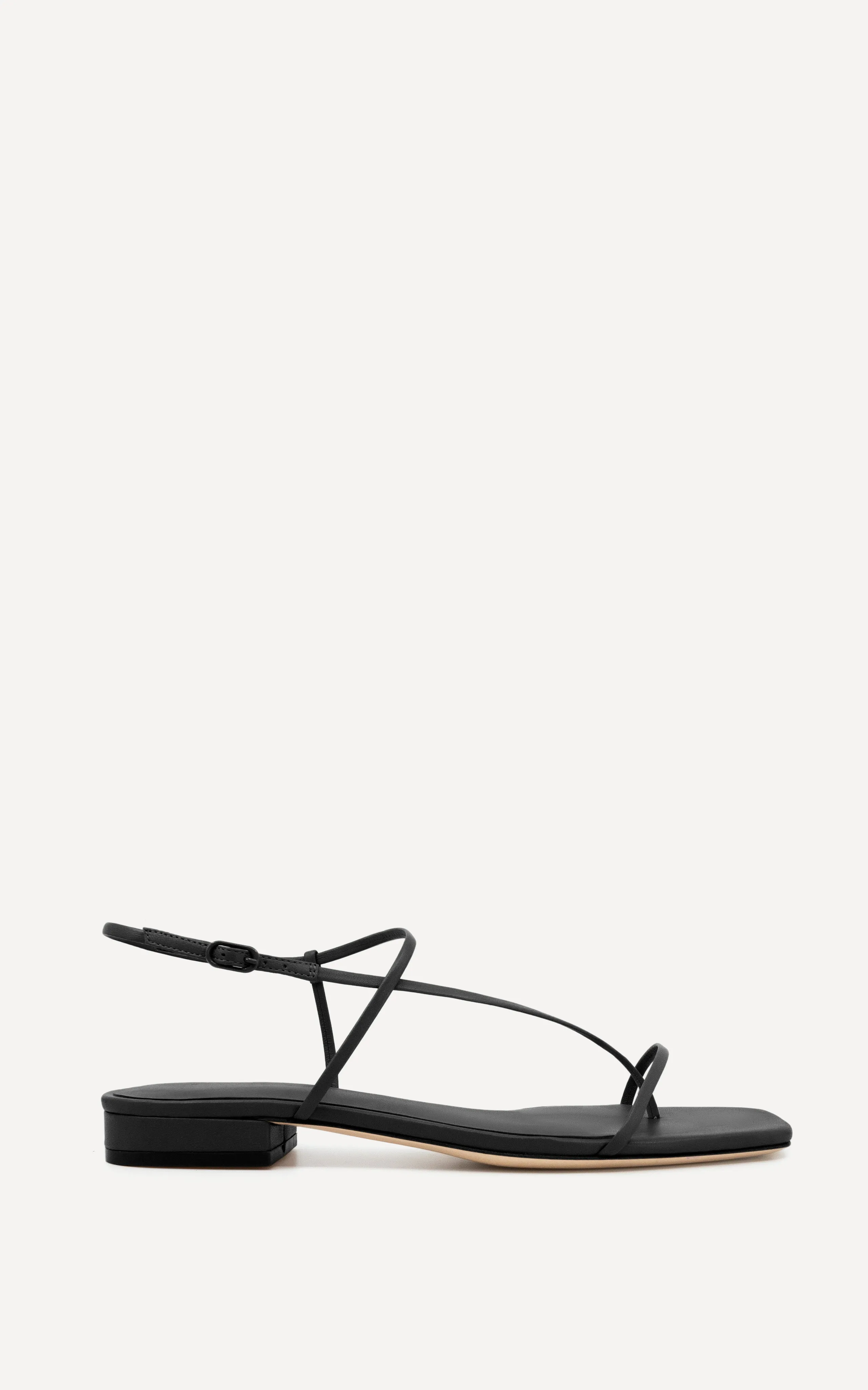 Cross Front Flat | Black