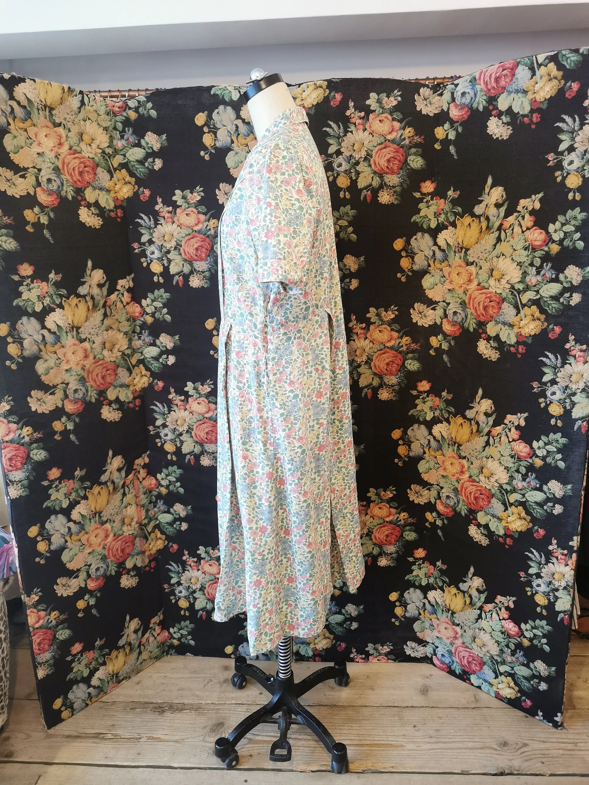 Dickens and Jones Liberty print silk floral tea dress 1940s