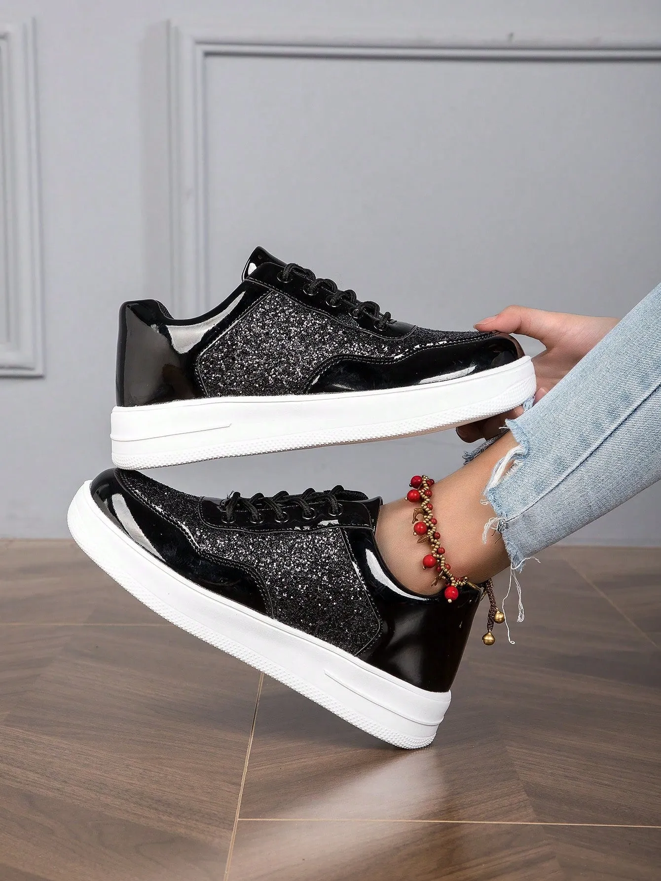 Fashionable All-match Shiny Surface Women's Shoes