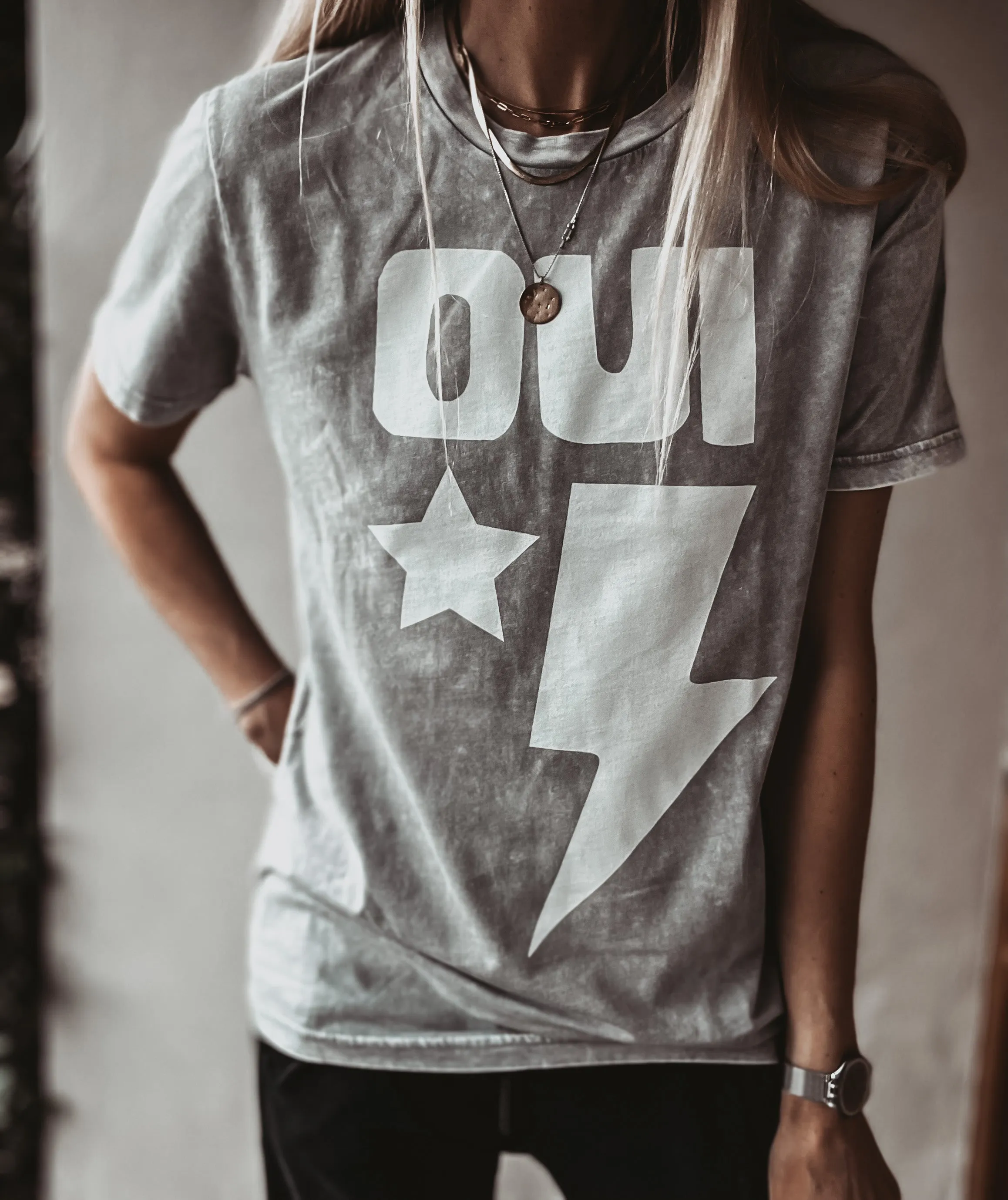 OUI light vintage grey star & strike tee *boyfriend fit*