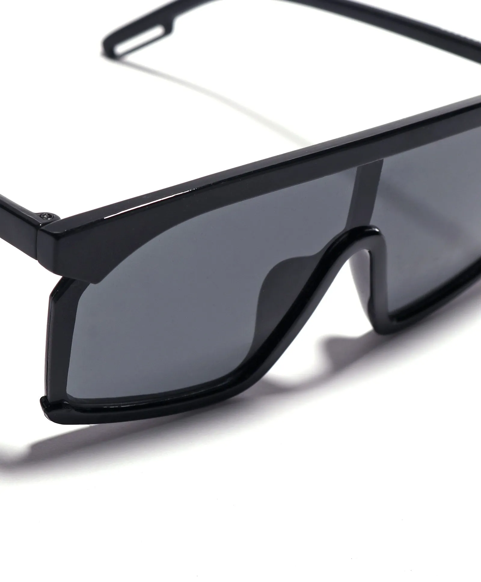 SPORTS SUNGLASSES - BLACK