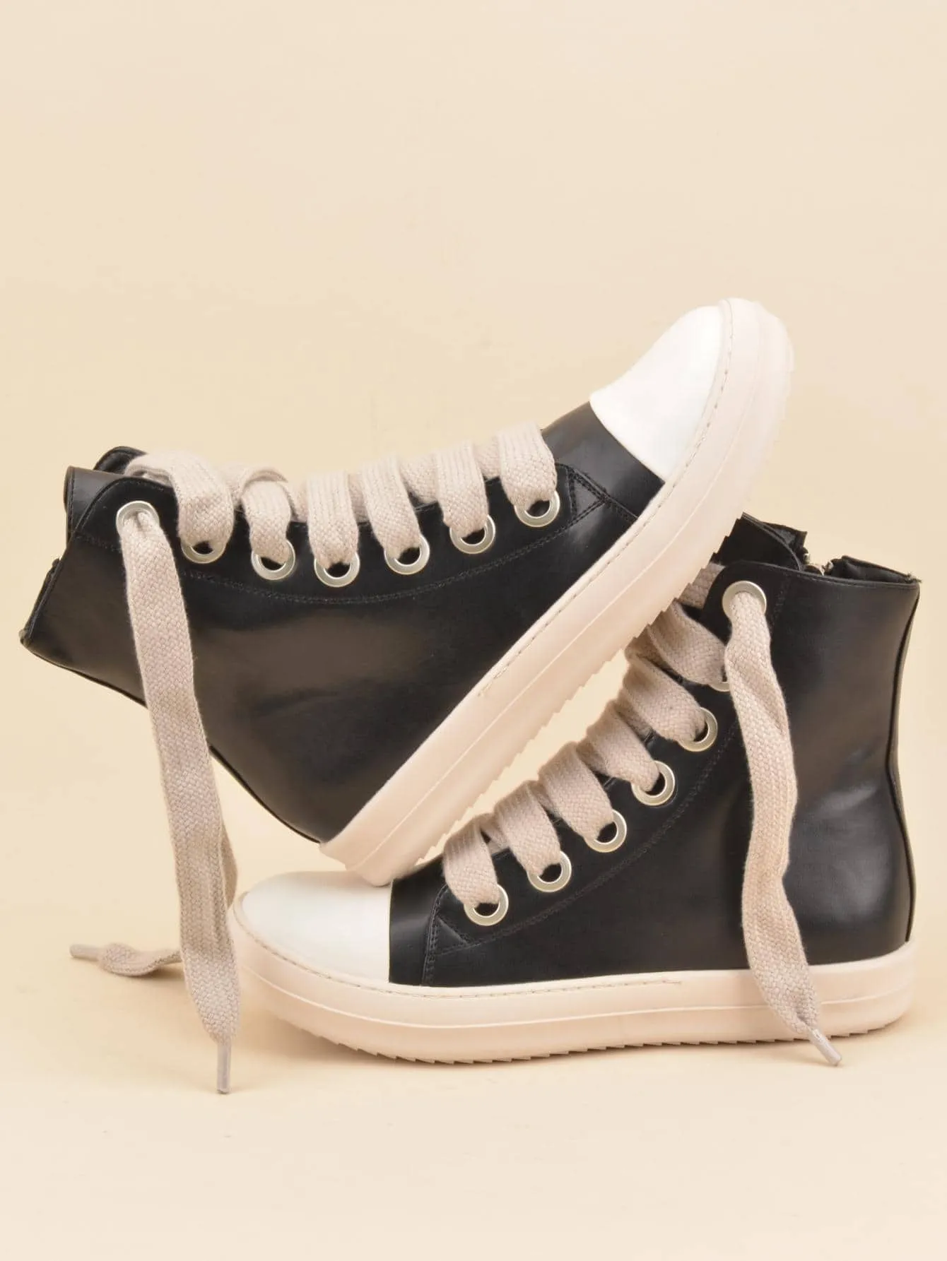 Two Tone Lace-up Front  Street Casual High Top  Sneakers