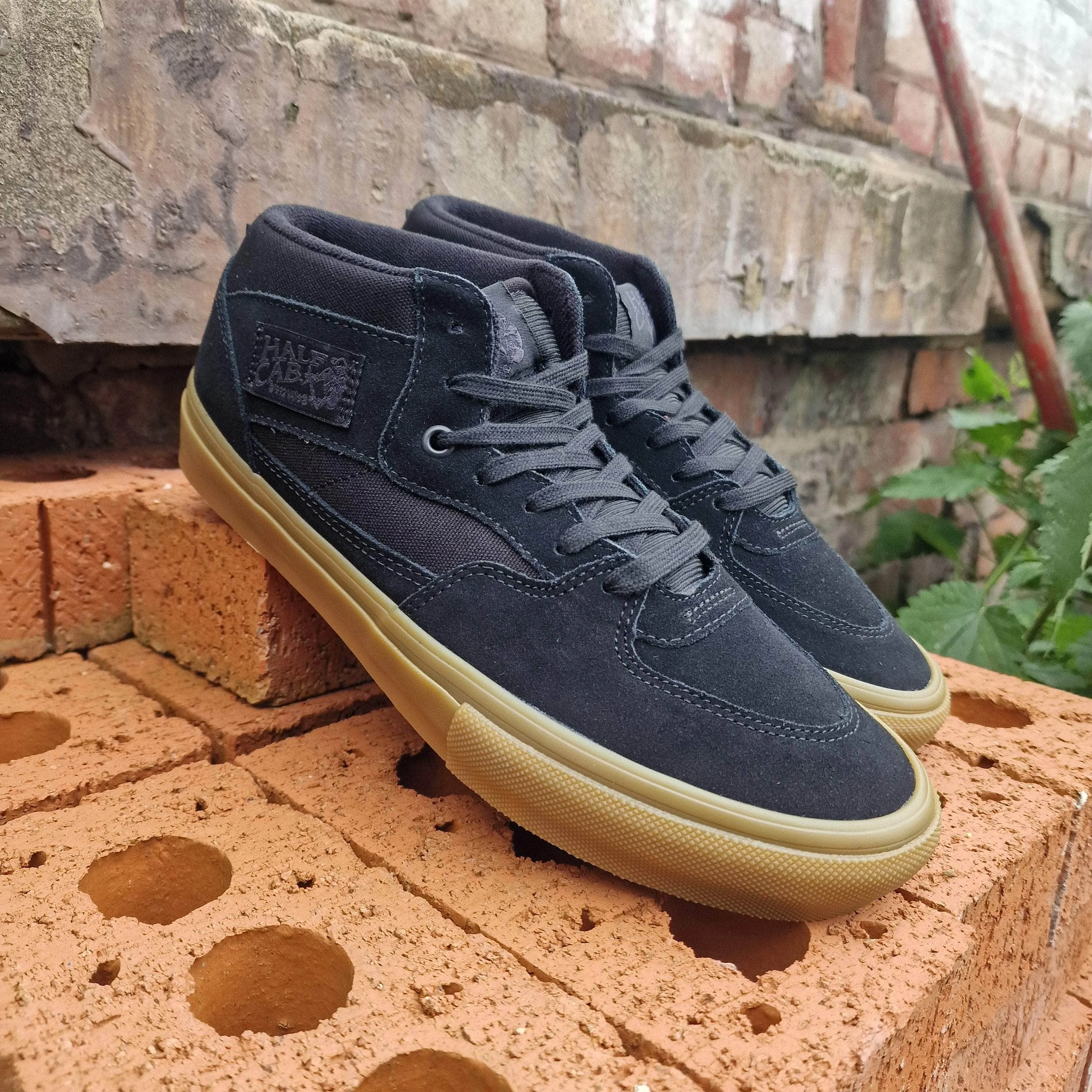 Vans Skate Half Cab Shoes Black / Gum