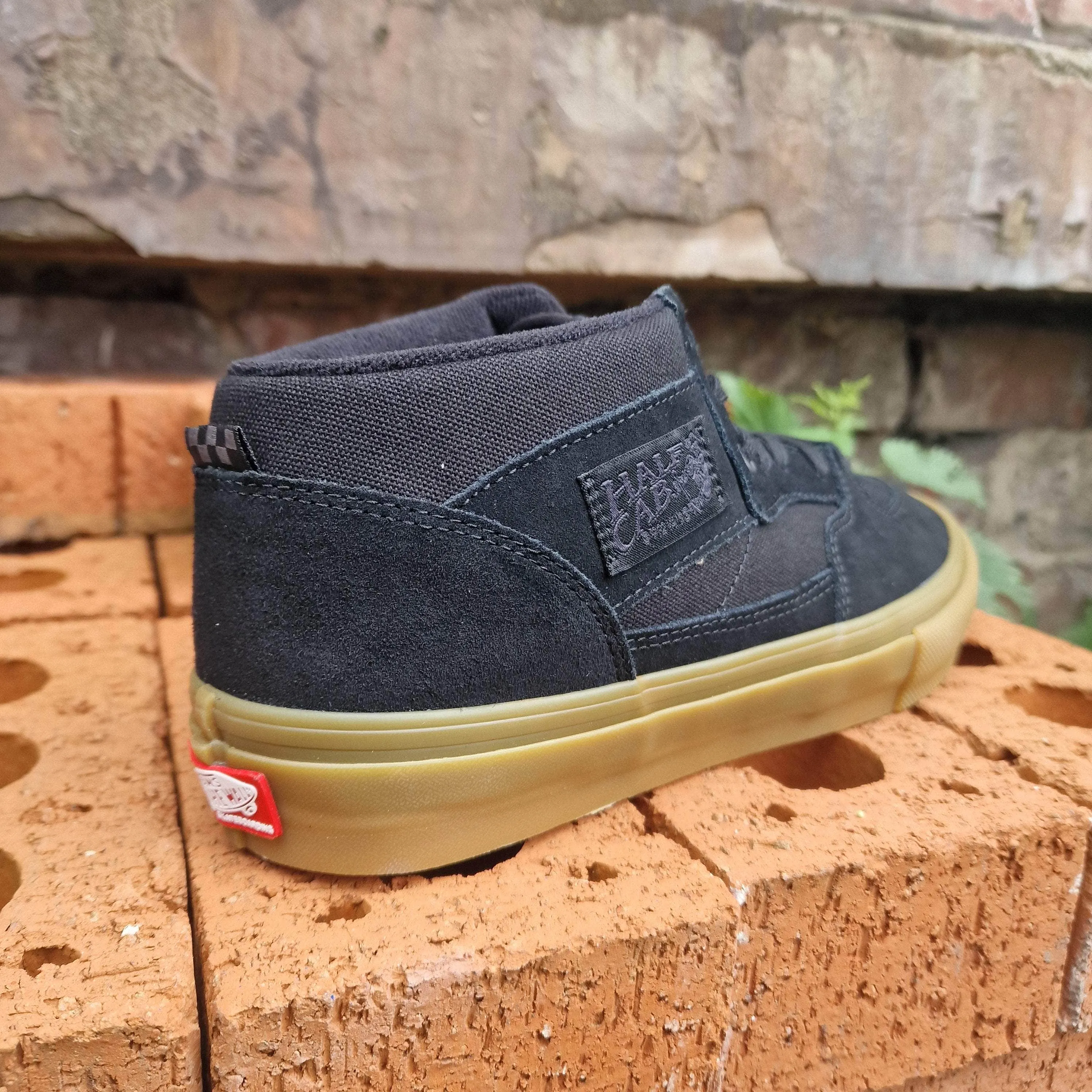 Vans Skate Half Cab Shoes Black / Gum